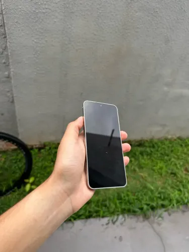 S24 base 256gb