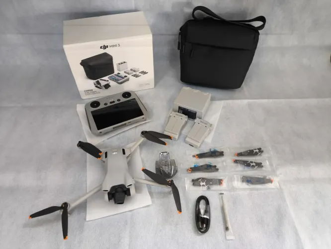 Drone DJI mini 3 kit fly more novo sem uso apenas caixa aberta 