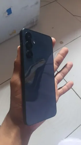 Vende-se Samsung A16 5G 256, em perfeito estado, apenas 4 meses de uso