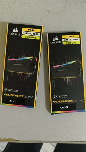 DDR4 32GB 3600mhz Corsair Vengeance PRO RGB