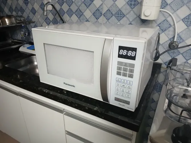 Microondas Panasonic 20l