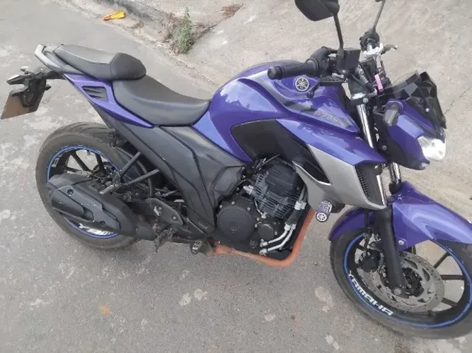 Fazer 250