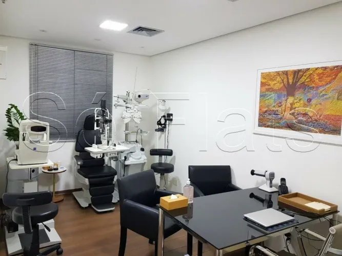 Sala Comercial disponível para locação com 32m² com excelente estrutura nos Jardins.