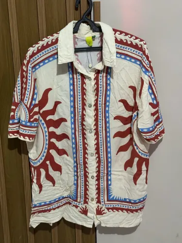 Camisa Farm Rio lenço solar P