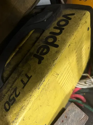 Máquina de solda vonder bivolt 