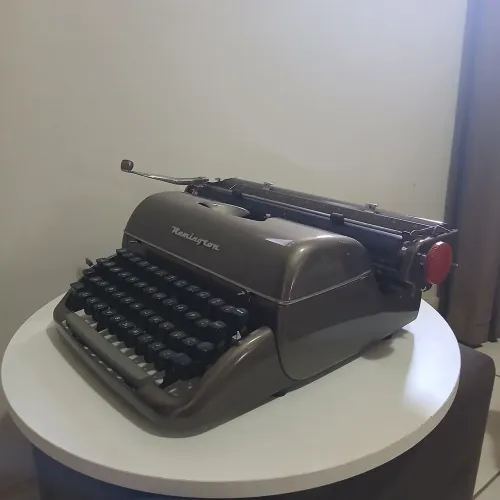 Máquina de escrever Remington