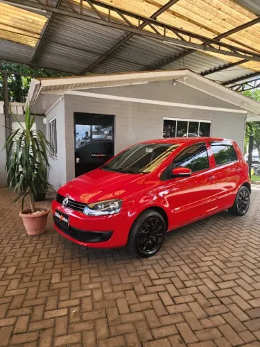 Volkswagen Fox 1.0 MI Total Flex 8V 5P 2012