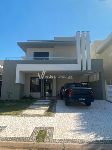 CASA À VENDA