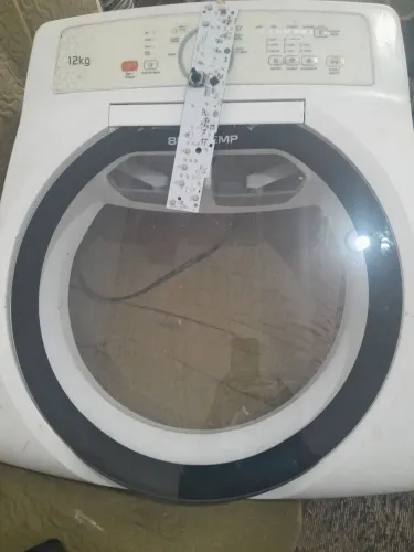 Vende materiais pra máquina de lavar roupas *