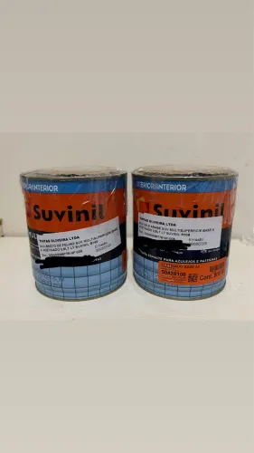 2 latas de 800 ml da tinta Suvinil Multisuperfície (Epóxi à Base d'Água). Lacradas.