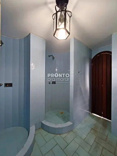 Casa com 6 quartos em Várzea