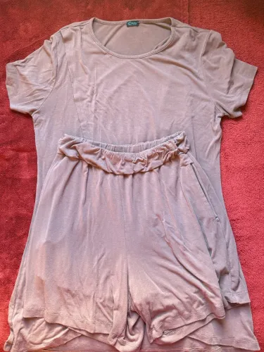 Conjunto Blusa e Shorts Marrom M