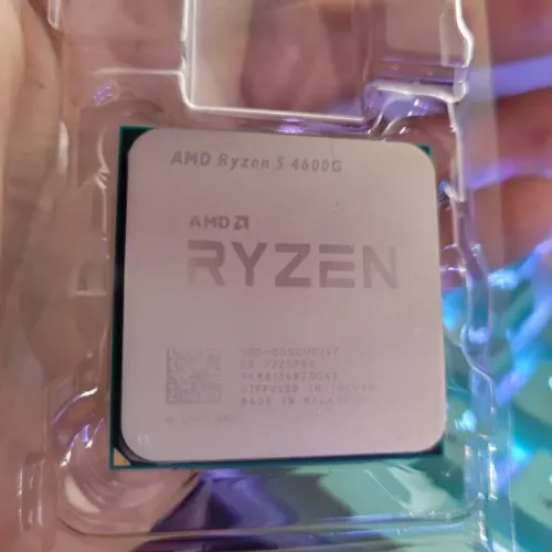 Processador AMD Ryzen 5 4600G AM4 4.2GHz 11MB Cache Wraith Stealth Radeon Graphics - 100-1