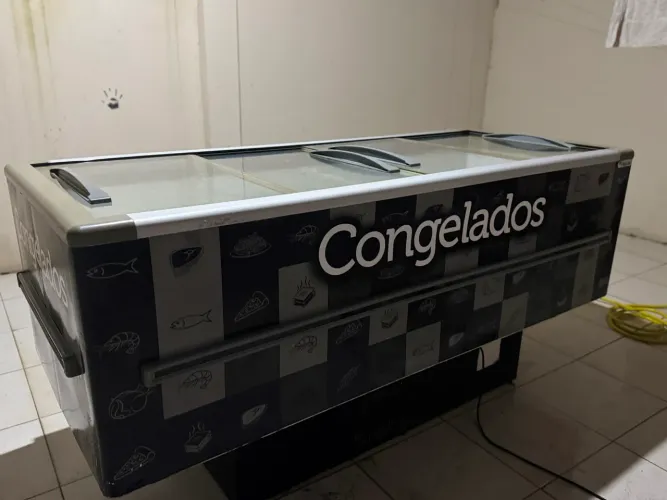 Ilha freezer