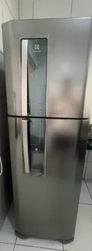 Geladeira Inox Electrolux
