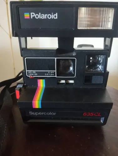 Vendo câmera fotográfica Polaroide