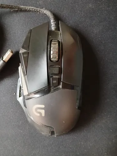 Logitech G502