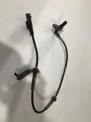 Sensor Abs Traseiro Esquerdo Nissan Versa 1.0 2012 13 14 15 16 17 18 19 20