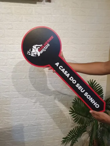 Placa PVC com recorte especial com logomarca