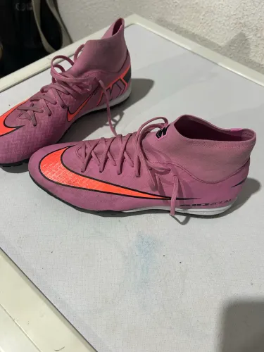 Chuteira Society Nike