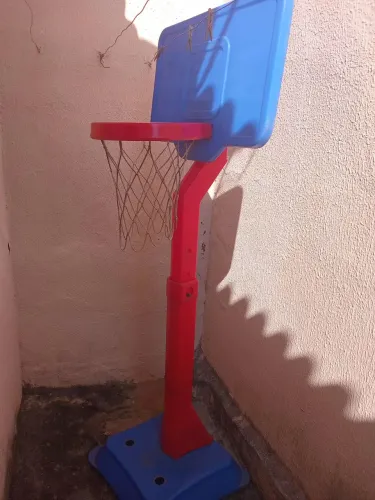 Basquete de parque e espaço kids