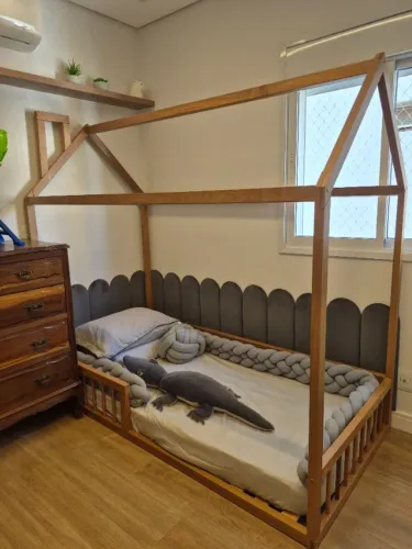Cama Casinha Montessoriana Madeira Maciça Jequitibá