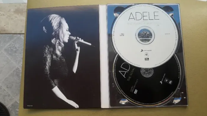 CD MAIS DVD DA ADELE OBS.. OS DOIS