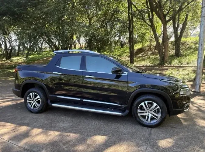 Fiat Toro Volcano 2.4 16V Flex Aut. 2019