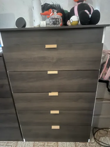 Cômoda de 5 gavetas média