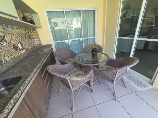 Conjunto para Varanda Gourmet em Fibra Sintética - Mesa com Tampo de Vidro + 4 Cadeiras