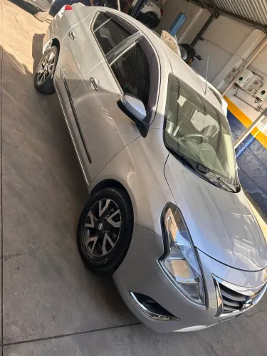 Nissan Versa Unique 1.6 16V Flexstart 4P Aut. 2017
