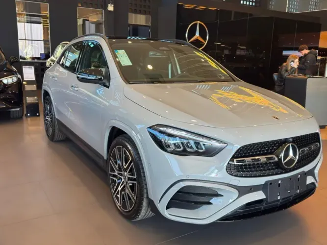 Mercedes-Benz GLA-200 GLA 200 Night 1.6. TB 16V Flex Aut. 2027