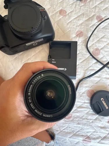 Canon com lente - super nova 