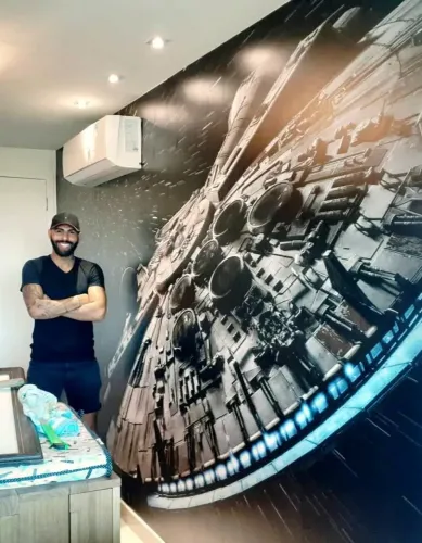 Instalador de papel de parede