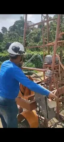 Máquina perfuração poço