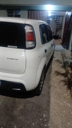 Fiat Uno Attractive 1.0 EVO Fire Flex 8V 5P 2016