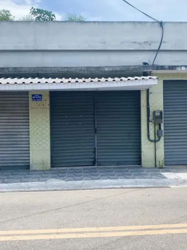 Loja para locação em Piabetá