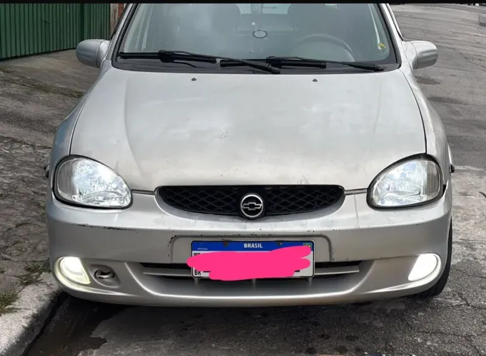 Chevrolet Corsa Sedan Super Milenium 1.0 MPFI 16V 2001