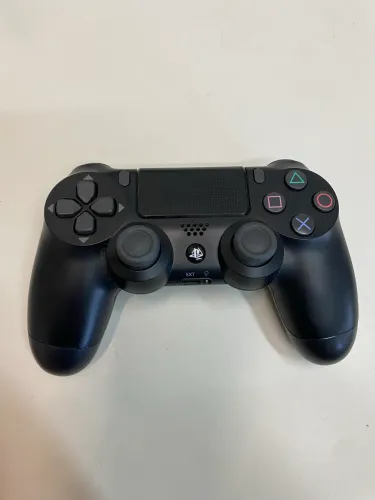 VENDO CONTROLE PS4 ORIGINAL