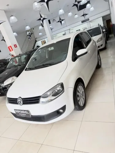 Volkswagen Fox 1.6 MI Total Flex 8V 5P 2014