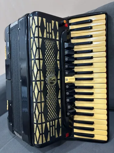 Acordeon Michael 120 Baixos 