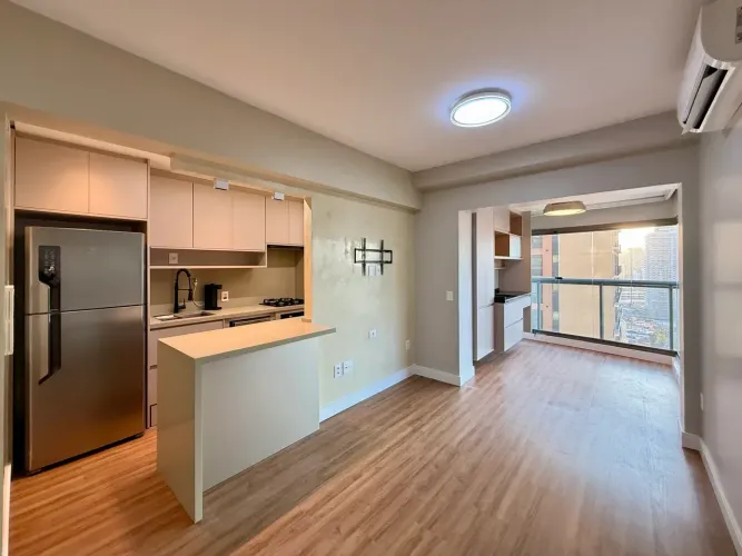 Apartamento para alugar no Air Brooklin semi-mobiliado com 1 dormitório próx metrô, Aeropo