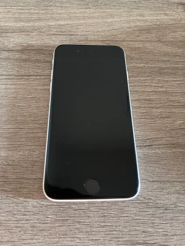 iPhone SE 3rd geração 