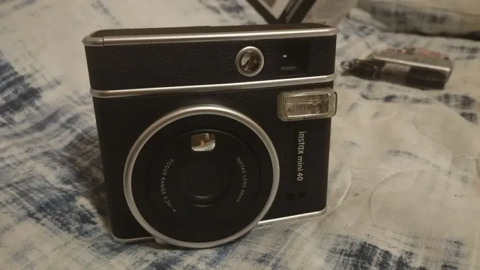 Máquina fotográfica polaroide - Fujifilm instax mini 40