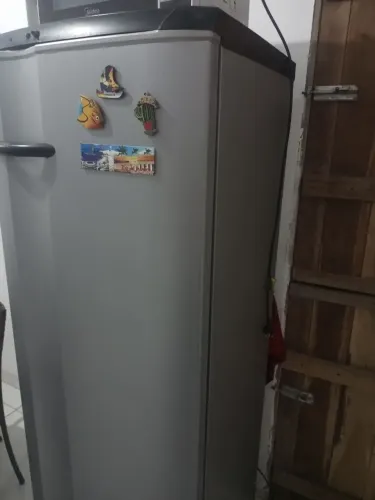 Geladeira Eletrolux 650