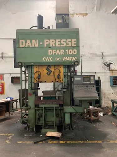 Prensa CNC 100 toneladas