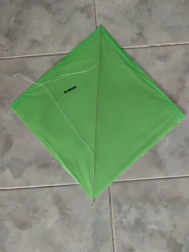 Pipa, papel  de seda 