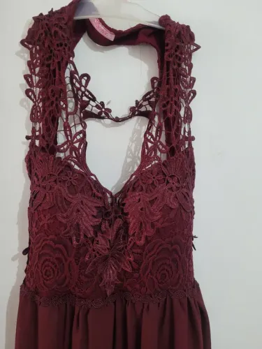 Vestido Longo Bordado Marsala