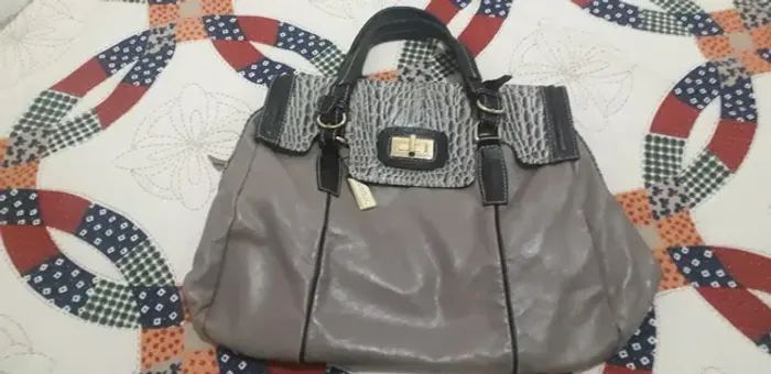 Bolsa de couro spatifilus
