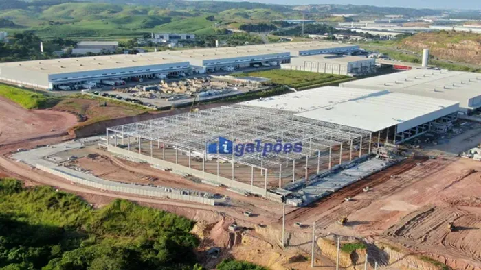 Armazenna 5 Centro Logístico - Galpão com 4.532 m² em Cabo de Santo Agostinho - PE